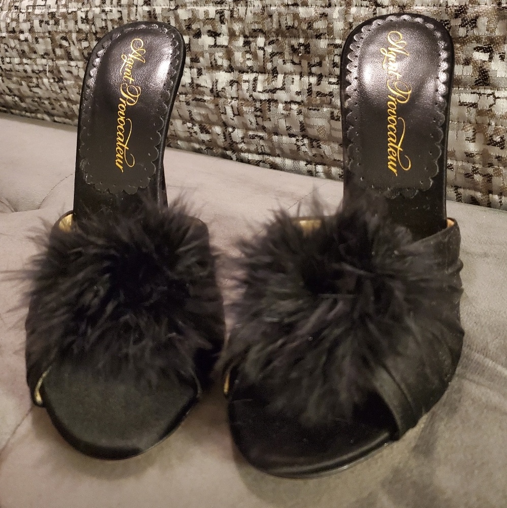 Agent Provocateur Pom Pom Feather heels